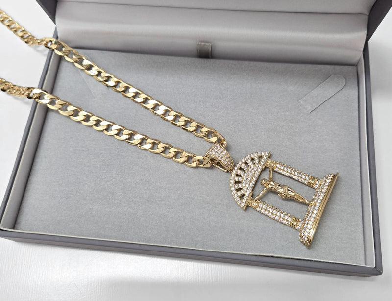 Jesus Piece pendant 6mm Curb